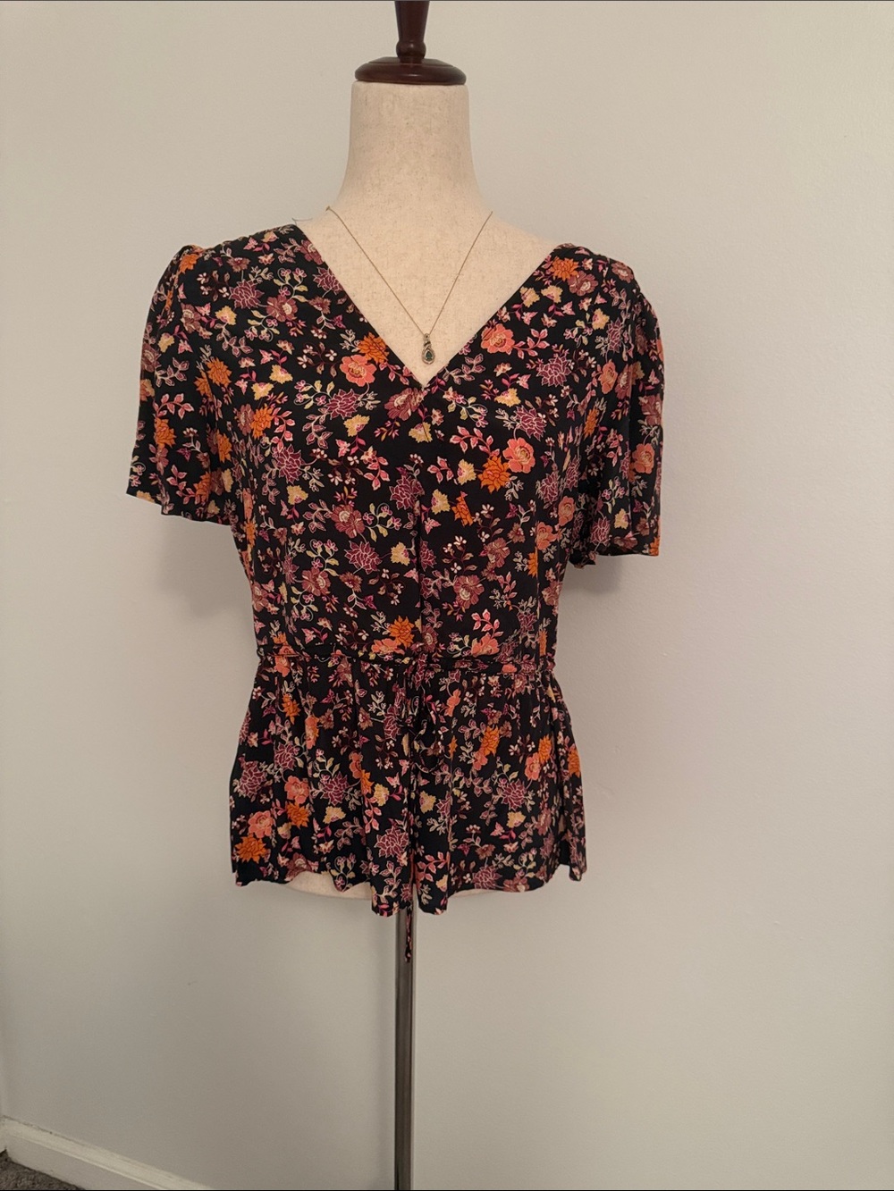 ☀️3 FOR $35 LOFT Multicolor Floral Faux Wrap Blouse NWT